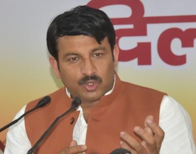 Find permanent solution to landfill fire: Manoj Tiwari to Kejriwal | Find permanent solution to landfill fire: Manoj Tiwari to Kejriwal