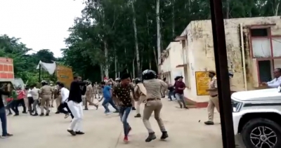 Widespread violence in UP on nomination filing day for Block polls | Widespread violence in UP on nomination filing day for Block polls