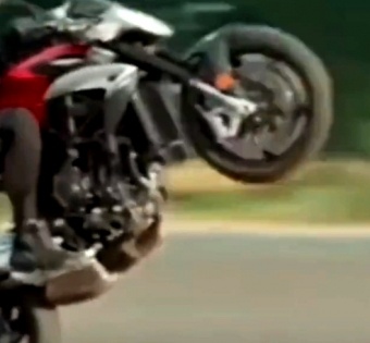 Two youths die in TN while performing bike stunts | Two youths die in TN while performing bike stunts