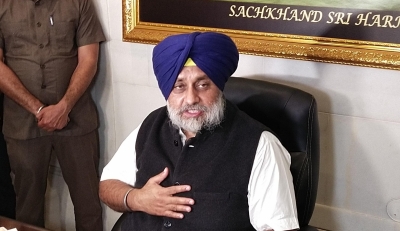 Sukhbir Badal urges PM to bring down fuel prices | Sukhbir Badal urges PM to bring down fuel prices