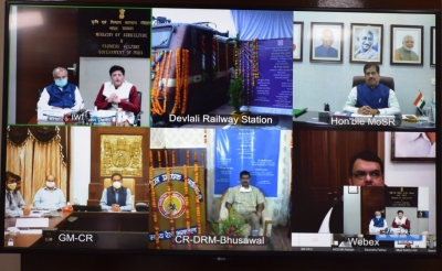 Goyal, Tomar flag off first Kisan Rail through video conferencing | Goyal, Tomar flag off first Kisan Rail through video conferencing