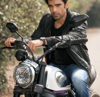 'Khatron Ke Khiladi 12' contestant Mohit Malik wishes to see his son as daredevil | 'Khatron Ke Khiladi 12' contestant Mohit Malik wishes to see his son as daredevil