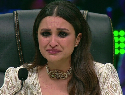 'Hunarbaaz: Desh Ki Shaan': Parineeti Chopra breaks down on hearing contestant's moving story | 'Hunarbaaz: Desh Ki Shaan': Parineeti Chopra breaks down on hearing contestant's moving story