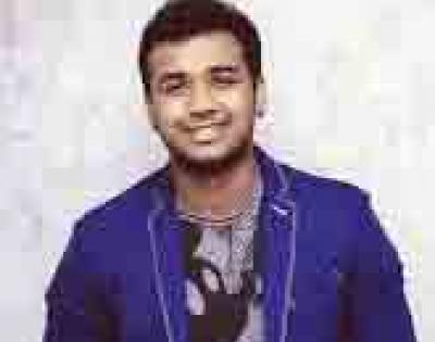 Singer Rahul Sipligunj injured in Hyderabad pub attack | Singer Rahul Sipligunj injured in Hyderabad pub attack Singer Rahul Sipligunj injured in Hyderabad pub attack | Singer Rahul Sipligunj injured in Hyderabad pub attack