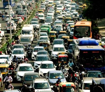 Delhi govt restricts BS-3 petrol and BS-4 diesel vehicles in Delhi-NCR | Delhi govt restricts BS-3 petrol and BS-4 diesel vehicles in Delhi-NCR
