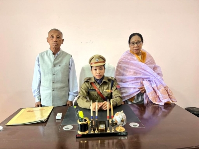 Mirabai Chanu joins Manipur police, takes charge as Addl SP | Mirabai Chanu joins Manipur police, takes charge as Addl SP