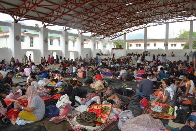 People from violence-hit Manipur take shelter in Assam | People from violence-hit Manipur take shelter in Assam