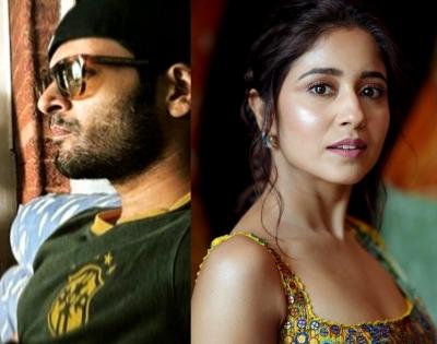 Shweta, Ali celebrate 'Mirzapur 3' wrap up in Goa | Shweta, Ali celebrate 'Mirzapur 3' wrap up in Goa Shweta, Ali celebrate 'Mirzapur 3' wrap up in Goa | Shweta, Ali celebrate 'Mirzapur 3' wrap up in Goa