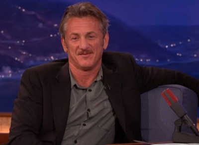 Sean Penn plans to help Ukrainian refugees through his charity | Sean Penn plans to help Ukrainian refugees through his charity