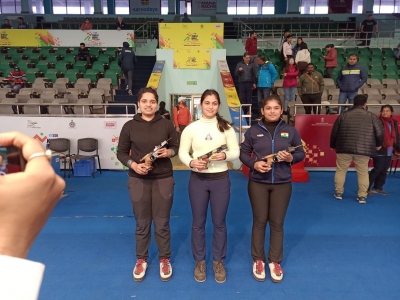 Manu Bhaker does a double in National Shooting Trials | Manu Bhaker does a double in National Shooting Trials