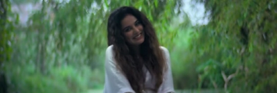 Sara Arfeen Khan stars in new music video of Harshdeep Kaur | Sara Arfeen Khan stars in new music video of Harshdeep Kaur