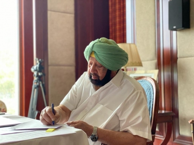 Punjab CM asks parties to unitedly fight against farm Bills | Punjab CM asks parties to unitedly fight against farm Bills