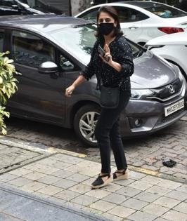Neetu Kapoor confirms testing Covid positive | Neetu Kapoor confirms testing Covid positive Neetu Kapoor confirms testing Covid positive | Neetu Kapoor confirms testing Covid positive