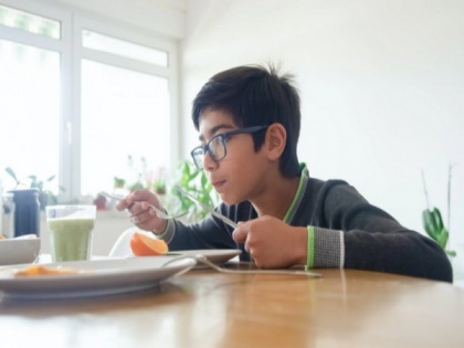 COVID-19-related parenting stress impacted eating habits of children: Study | COVID-19-related parenting stress impacted eating habits of children: Study