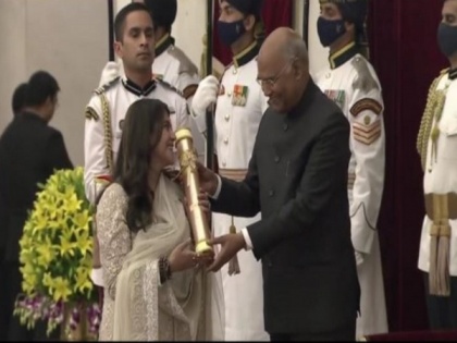 Smriti Irani, Tusshar Kapoor congratulate Ekta Kapoor on Padma Shri | Smriti Irani, Tusshar Kapoor congratulate Ekta Kapoor on Padma Shri