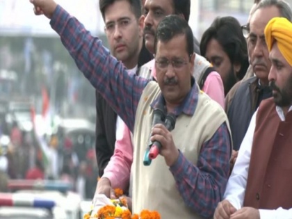 Kejriwal guarantees quality education, 'respectable' salary to teachers in Punjab ahead of Assembly polls | Kejriwal guarantees quality education, 'respectable' salary to teachers in Punjab ahead of Assembly polls