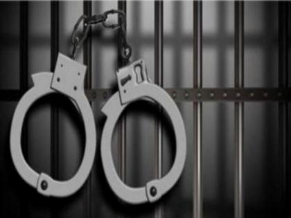 Mumbai: 2 held for making hoax call at railway station | Mumbai: 2 held for making hoax call at railway station