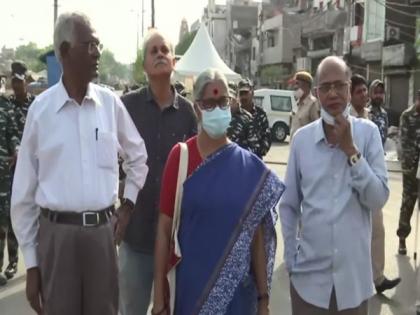 CPI, SP delegations reach Jahangirpuri, allege Delhi Police blocking way in 'meeting affected families' | CPI, SP delegations reach Jahangirpuri, allege Delhi Police blocking way in 'meeting affected families'