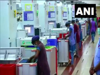 Textile industry in TN's Coimbatore facing a tough time due to scarcity, rising prices of raw cotton | Textile industry in TN's Coimbatore facing a tough time due to scarcity, rising prices of raw cotton