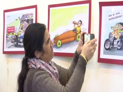 Cartoonists from 39 countries exhibit works themed on road safety in Jammu | Cartoonists from 39 countries exhibit works themed on road safety in Jammu