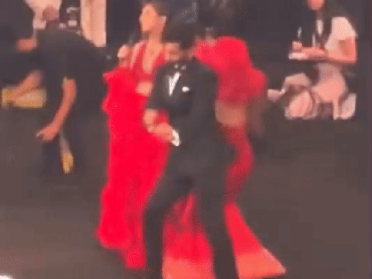 Watch: Vicky Kaushal trips as he grooves to Katrina's 'Sheila Ki Jawani' with Rakhi Sawant at IIFA 2023 | Watch: Vicky Kaushal trips as he grooves to Katrina's 'Sheila Ki Jawani' with Rakhi Sawant at IIFA 2023