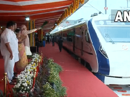PM Modi flags off Secunderabad-Tirupati Vande Bharat Express | PM Modi flags off Secunderabad-Tirupati Vande Bharat Express