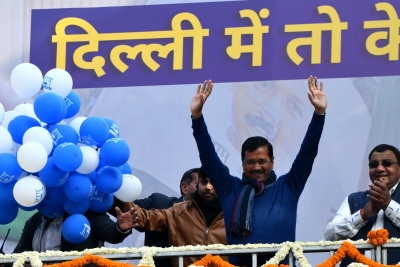 'Thank you Delhi' posters put up ahead of Kejriwal oath | 'Thank you Delhi' posters put up ahead of Kejriwal oath