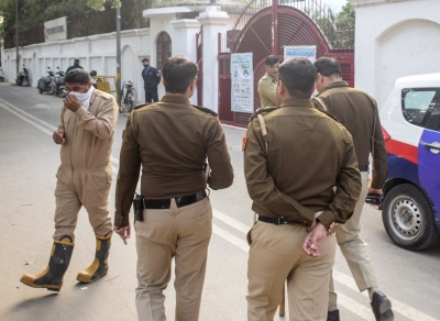 L-G recommends Delhi Police proposal to Centre to extend law on bootleggers, drug offenders | L-G recommends Delhi Police proposal to Centre to extend law on bootleggers, drug offenders