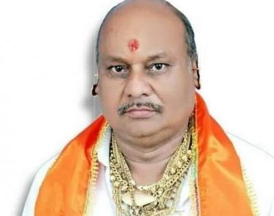 'Golden Baba' goes missing in Kanpur, probe starts | 'Golden Baba' goes missing in Kanpur, probe starts 'Golden Baba' goes missing in Kanpur, probe starts | 'Golden Baba' goes missing in Kanpur, probe starts