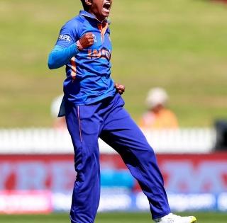 Pace bowler Pooja Vastrakar leaves for England; to be available for Barbados game | Pace bowler Pooja Vastrakar leaves for England; to be available for Barbados game