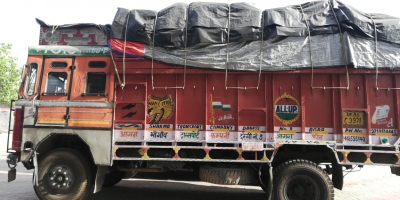 Goods vehicles with national permits not to provide intrastate services in Bengal | Goods vehicles with national permits not to provide intrastate services in Bengal Goods vehicles with national permits not to provide intrastate services in Bengal | Goods vehicles with national permits not to provide intrastate services in Bengal