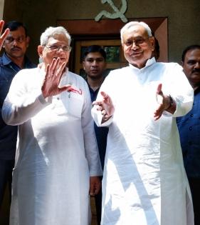 Not a claimant for PM's post: Nitish Kumar | Not a claimant for PM's post: Nitish Kumar Not a claimant for PM's post: Nitish Kumar | Not a claimant for PM's post: Nitish Kumar