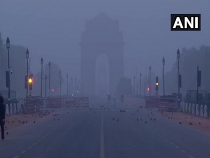 Delhi temp drops to 10 degrees celsius | Delhi temp drops to 10 degrees celsius