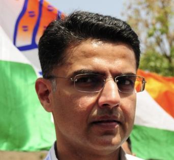 Sachin Pilot detained outside Congress office | Sachin Pilot detained outside Congress office