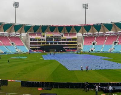 IND v SA, 1st ODI: Rain forces delay in toss despite starting time pushed by 30 minutes | IND v SA, 1st ODI: Rain forces delay in toss despite starting time pushed by 30 minutes