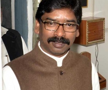 2 cops suspended over Jharkhand CM convoy attack | 2 cops suspended over Jharkhand CM convoy attack