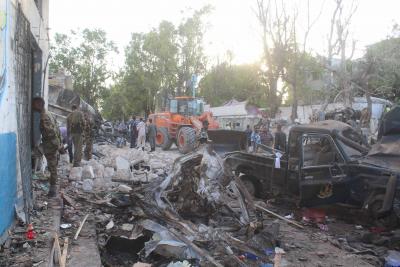 Car bombing hits Somali capital | Car bombing hits Somali capital