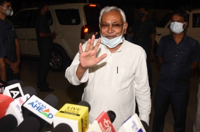 Nitish Kumar a clever person who always plays tricky politics: RJD | Nitish Kumar a clever person who always plays tricky politics: RJD