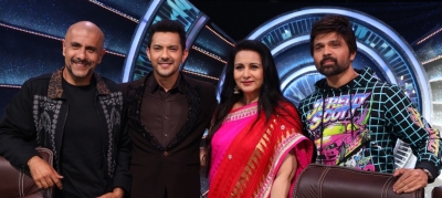 Poonam Dhillon praises Navdeep Wadali for keeping up family tradition | Poonam Dhillon praises Navdeep Wadali for keeping up family tradition Poonam Dhillon praises Navdeep Wadali for keeping up family tradition | Poonam Dhillon praises Navdeep Wadali for keeping up family tradition