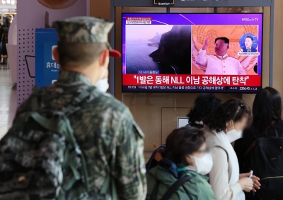S.Korea closes some air routes after N.Korean missile launches | S.Korea closes some air routes after N.Korean missile launches