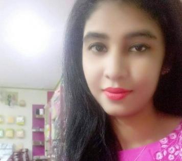 Woman dupes Odisha doctor, another person of lakhs of rupees | Woman dupes Odisha doctor, another person of lakhs of rupees Woman dupes Odisha doctor, another person of lakhs of rupees | Woman dupes Odisha doctor, another person of lakhs of rupees
