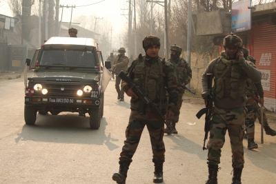 LeT terrorist killed in encounter in J&K's Shopian | LeT terrorist killed in encounter in J&K's Shopian