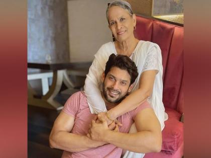 Sidharth Shukla's fans pour in Mother's Day wishes for late actor's mom | Sidharth Shukla's fans pour in Mother's Day wishes for late actor's mom