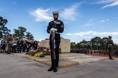 Dawn services held across Australia on Anzac Day | Dawn services held across Australia on Anzac Day