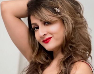 Urvashi Dholakia launches her chat show | Urvashi Dholakia launches her chat show