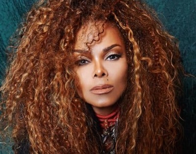 Janet Jackson slides her hand in male dancer's pants in sensual act during tour | Janet Jackson slides her hand in male dancer's pants in sensual act during tour