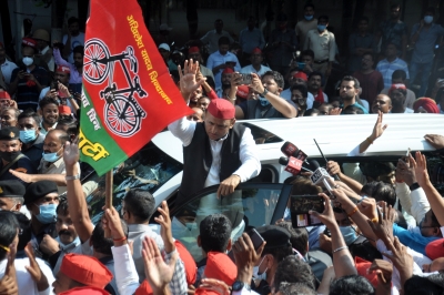 Akhilesh to launch his 'Vijay Yatra' from Oct 12 | Akhilesh to launch his 'Vijay Yatra' from Oct 12