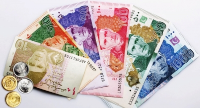 Smuggling of US dollars to Afghanistan hurting Pakistan's economy | Smuggling of US dollars to Afghanistan hurting Pakistan's economy Smuggling of US dollars to Afghanistan hurting Pakistan's economy | Smuggling of US dollars to Afghanistan hurting Pakistan's economy