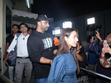 Malaika Arora, Arjun Kapoor step out for meal together amidst breakup rumours | Malaika Arora, Arjun Kapoor step out for meal together amidst breakup rumours Malaika Arora, Arjun Kapoor step out for meal together amidst breakup rumours | Malaika Arora, Arjun Kapoor step out for meal together amidst breakup rumours