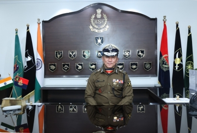 S.L. Thaosen takes additional charge as BSF DG | S.L. Thaosen takes additional charge as BSF DG